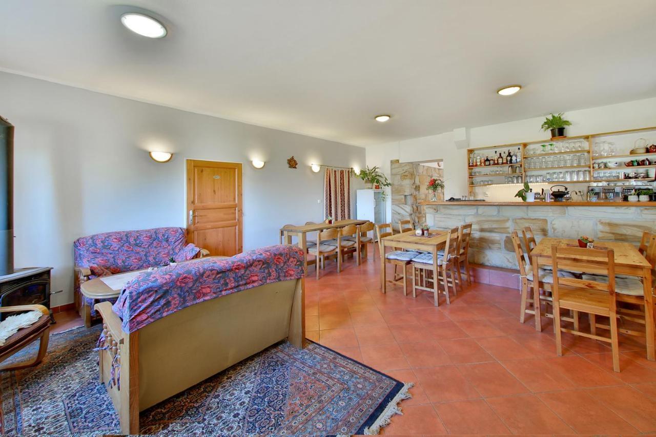 Penzion Kairos Klokoci Extérieur photo